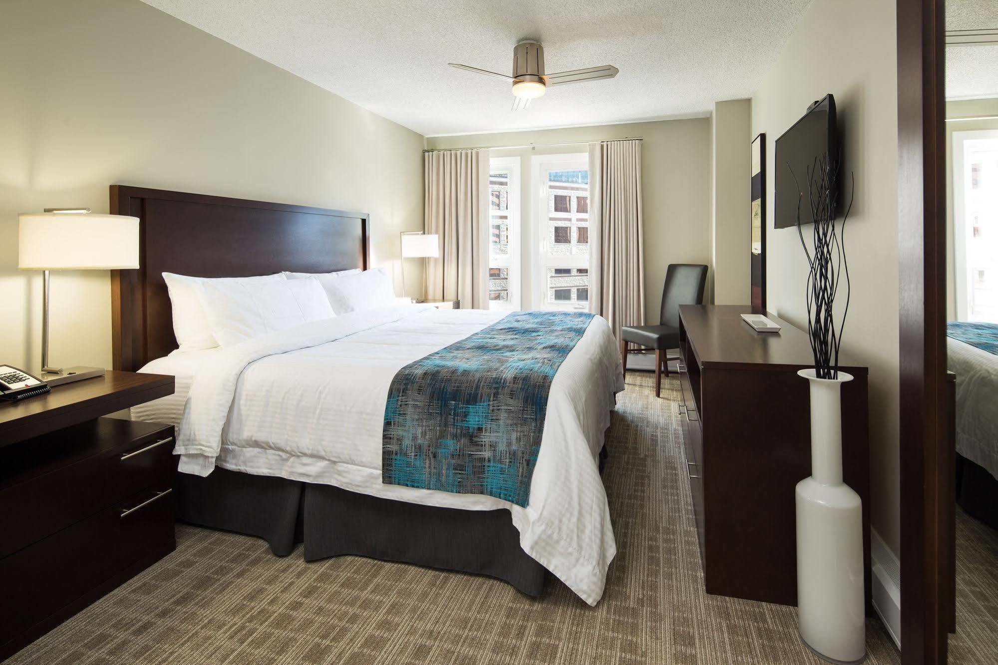 Execsuite Inc. Calgary Extérieur photo